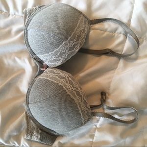 Victoria’s Secret Bra 34C
